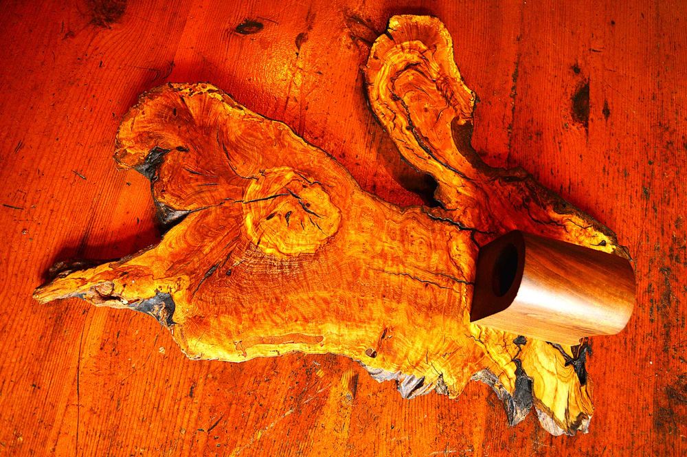 Страхотни дизайнерски лампи от маслиново дърво