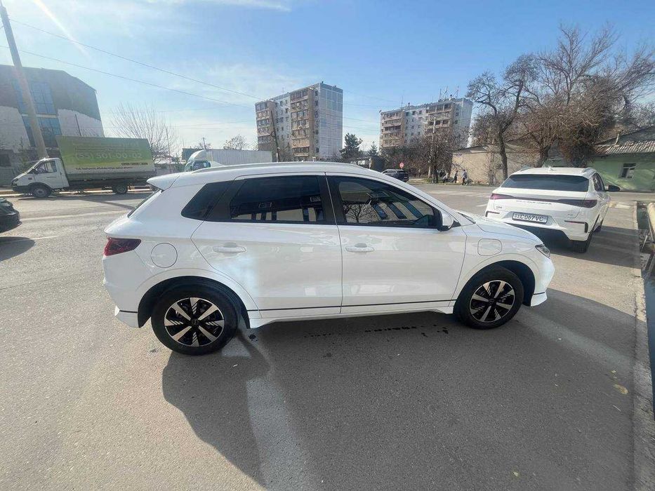 Продам BYD E2 LUXE EV 405km, официальный.