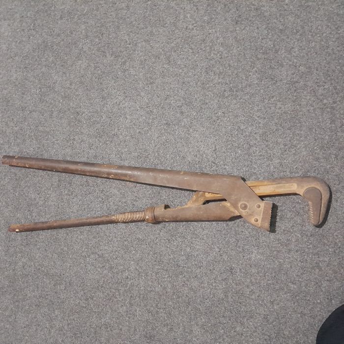 Ключ газовый.сотилад