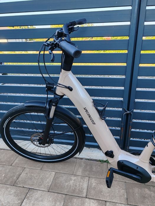 Bicicleta Electrica Trekking Specialized Turbo Como 3.0 2025 Crem perlat, unisex, L