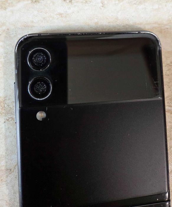 Телефон Z Flip 3