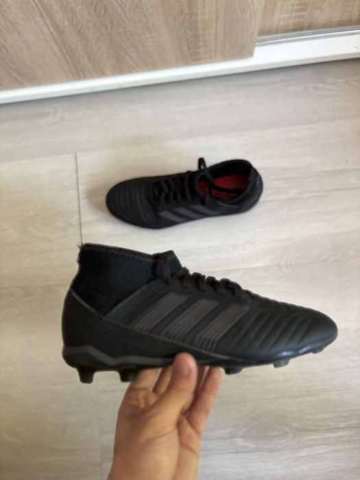 Adidas Predator Бутонки Football Shoes
