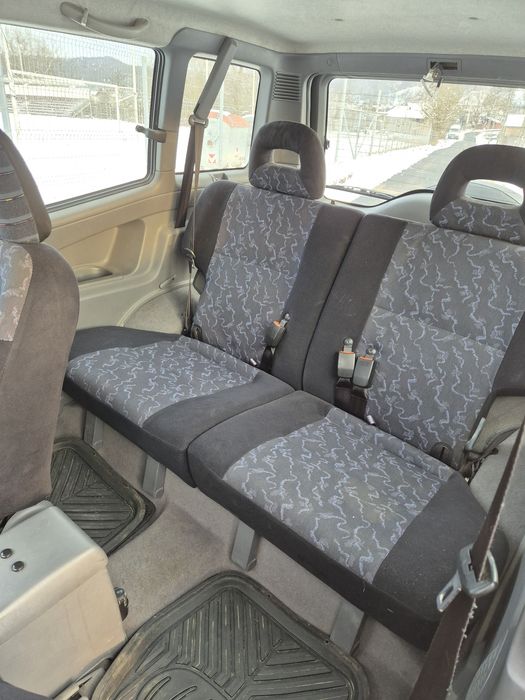 Vând Nissan Terrano II 2.4 Benzină