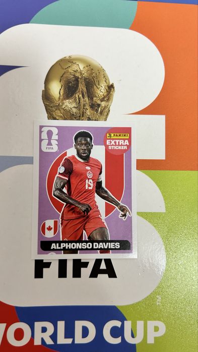 EXTRA Sticker Alphonso Davies mov