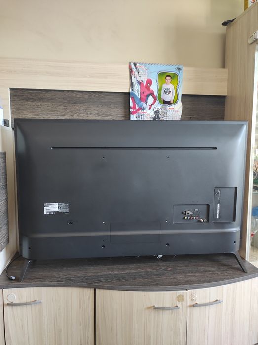 Смарт Телевизор LG 49 инча Ultra HD 4K