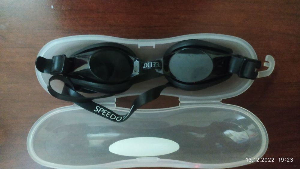 Очки для плавония