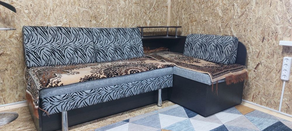 Диван угловой подрастковый