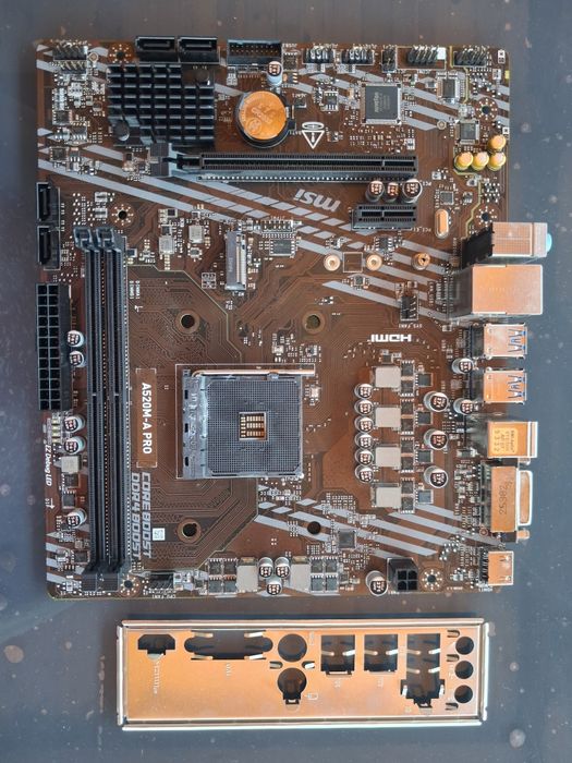 Kit AMD Ryzen 5 5600G + MSI A520M-A PRO + Cooler AMD