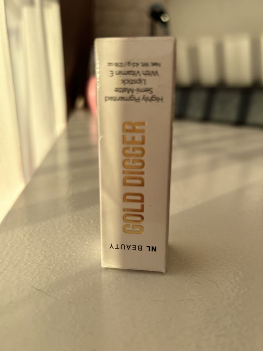 Червило NL beauty