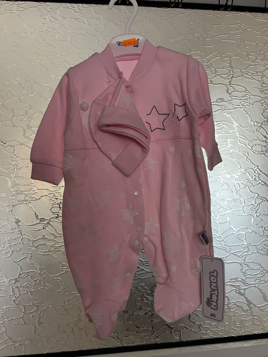 Дрехи за новородено нови