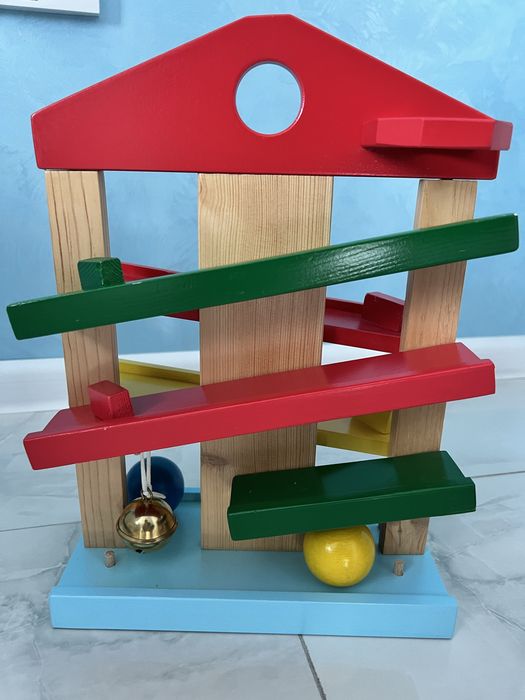 Дървени детски  развиващи играчки