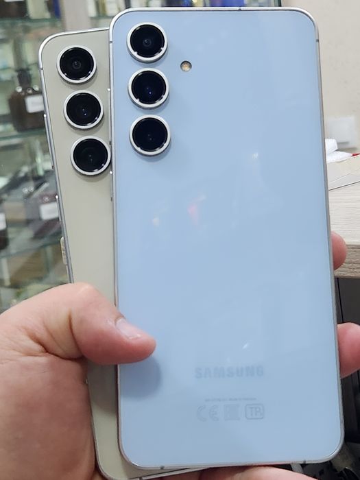 Samsung S24 Fe xotirasi 8/128GB