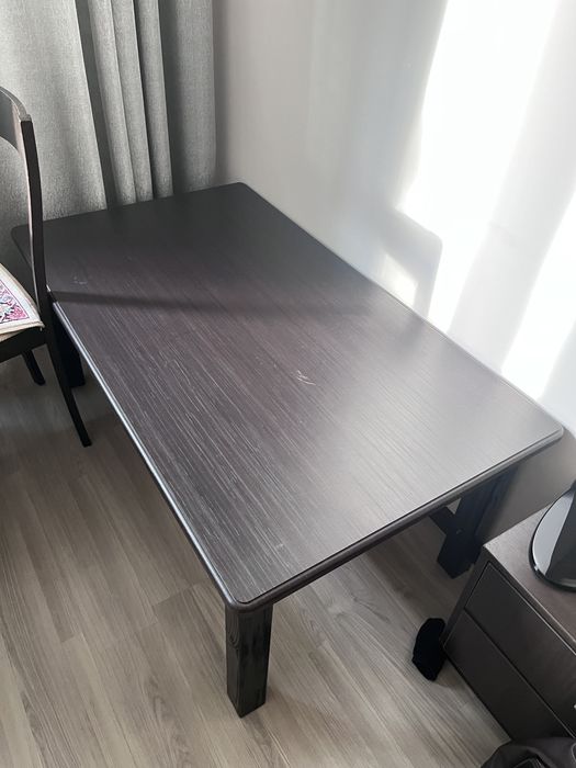 Продам маленький стол