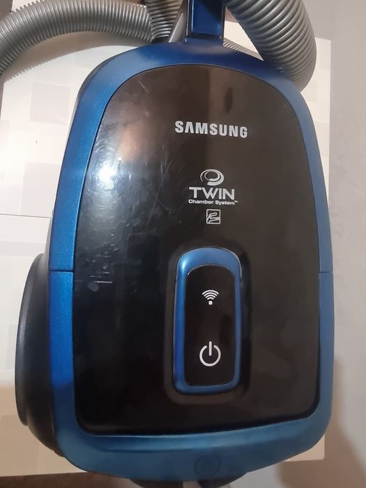 Aspirator samsung funcțional