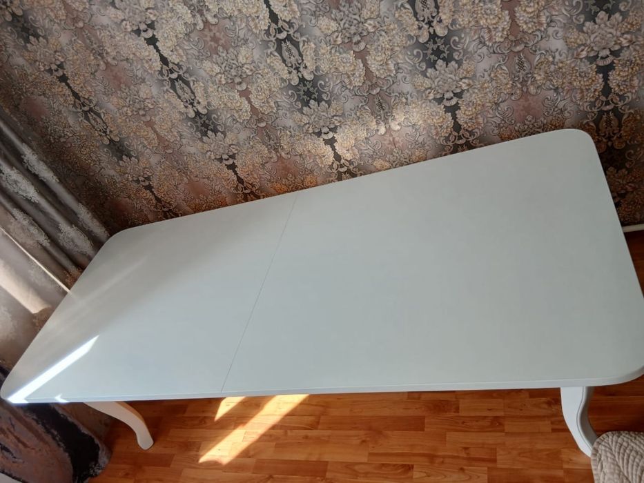 Продам стол в отличном состоянии