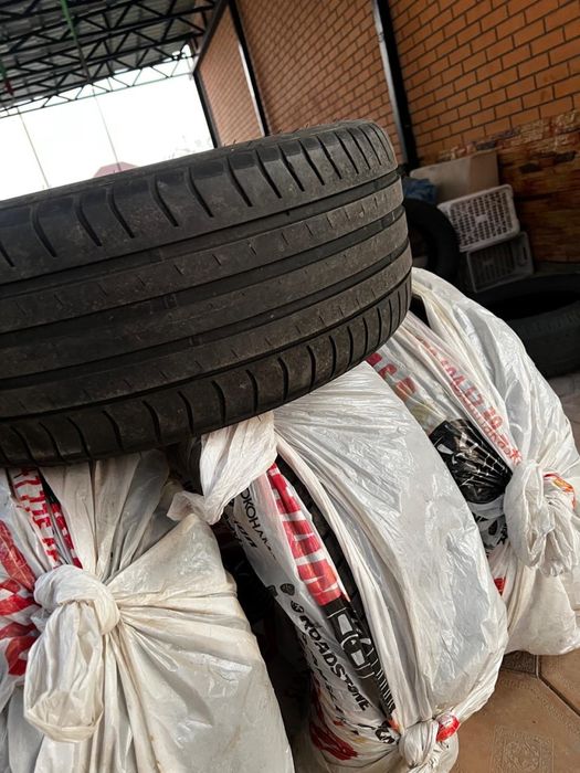 Летние шины 235/45 R18