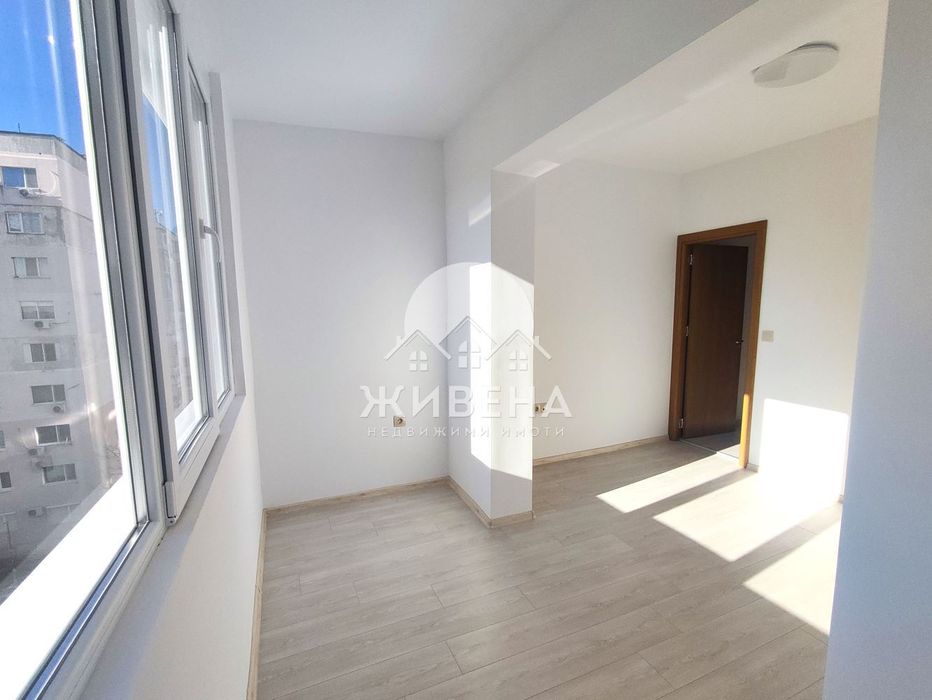 Продава се Тристаен апартамент в Варна, Кайсиева градина - 60 кв.м за 1965 €/кв.м - Снимка #11