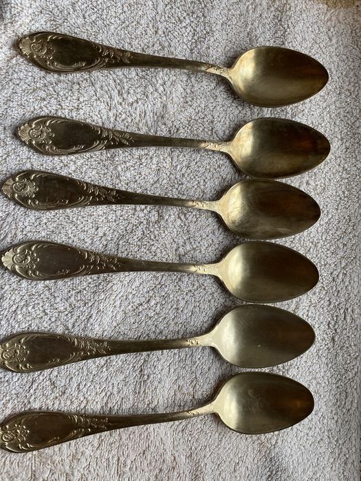 Мельхиоровые  ножи десертные