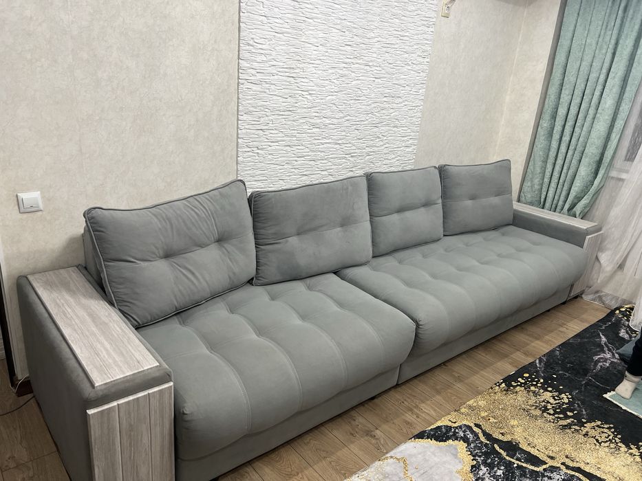 Диван в хорошем состоянии