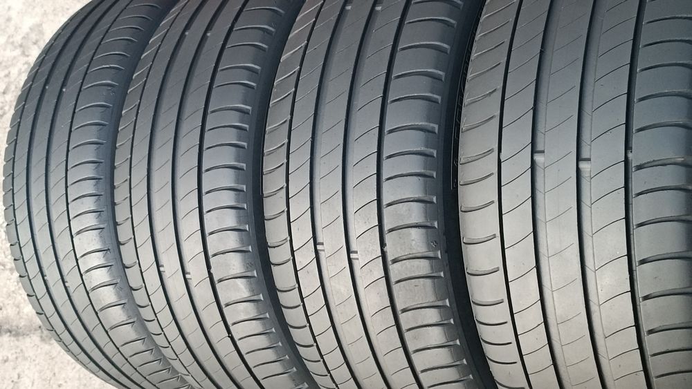 225/45/17 Michelin