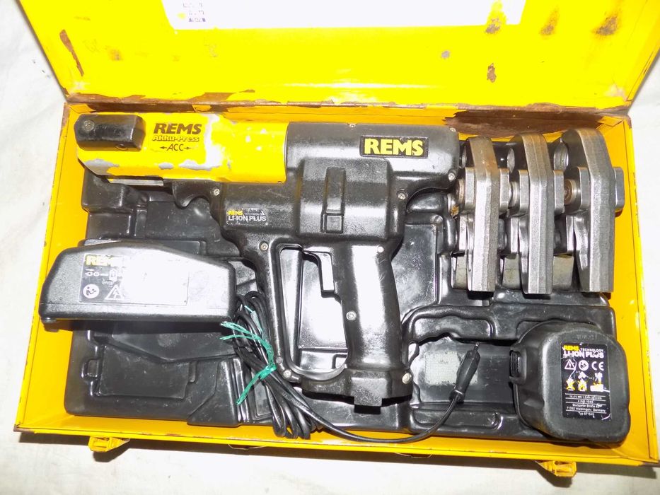 Presa sertizat REMS  ACCU-Press ACC 14,4V Li-Ion (Germania)