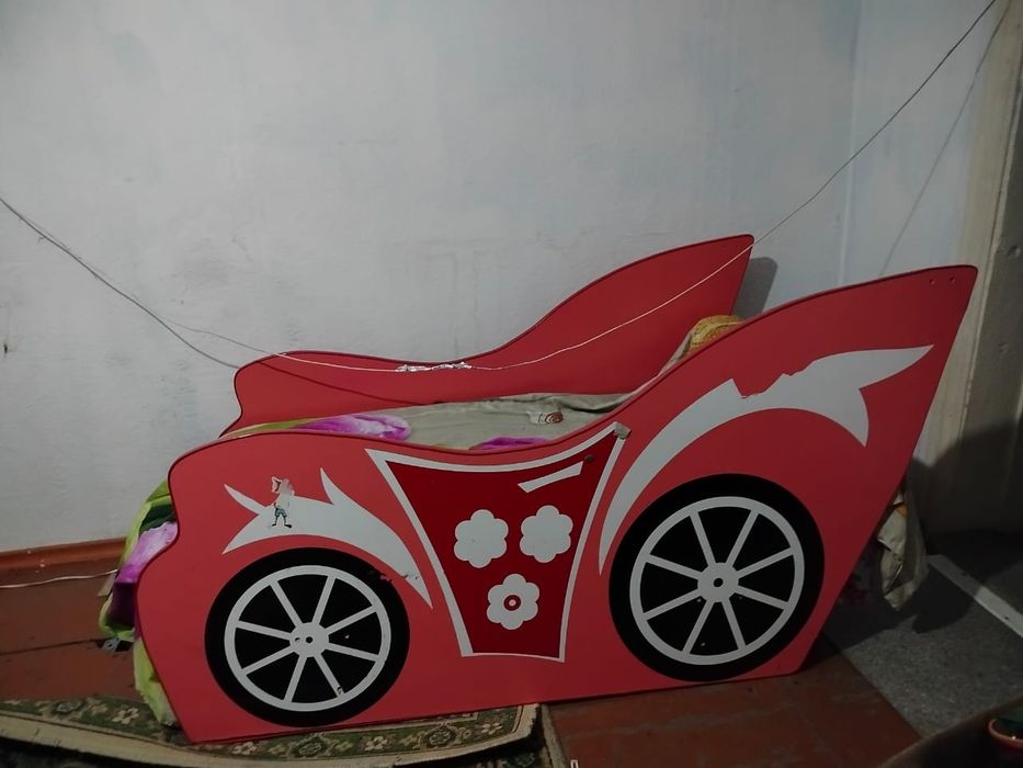 Продам детскую кровать