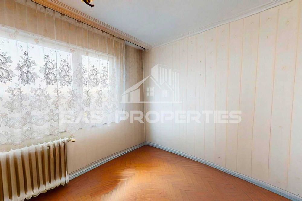 3-стаен в София-Красно Село площ 97