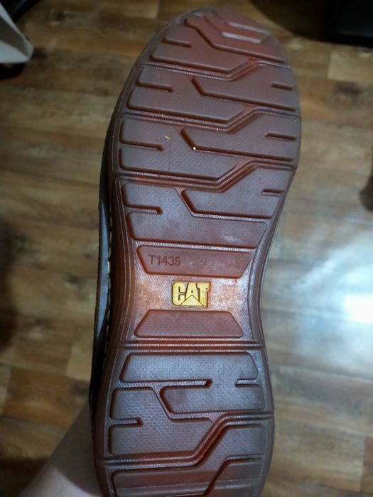 Продам мужские ботинки 45 р