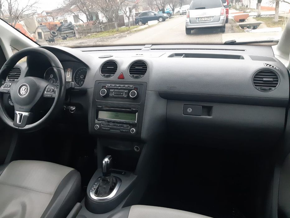 Caddy 2013  6500 euro