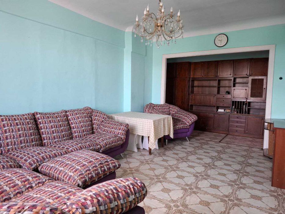 Продается 3-комнатная квартира