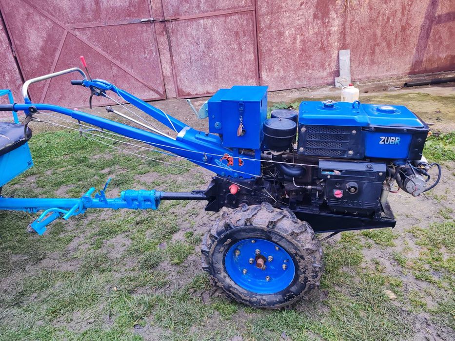 Zubr 12 cp + remorcă