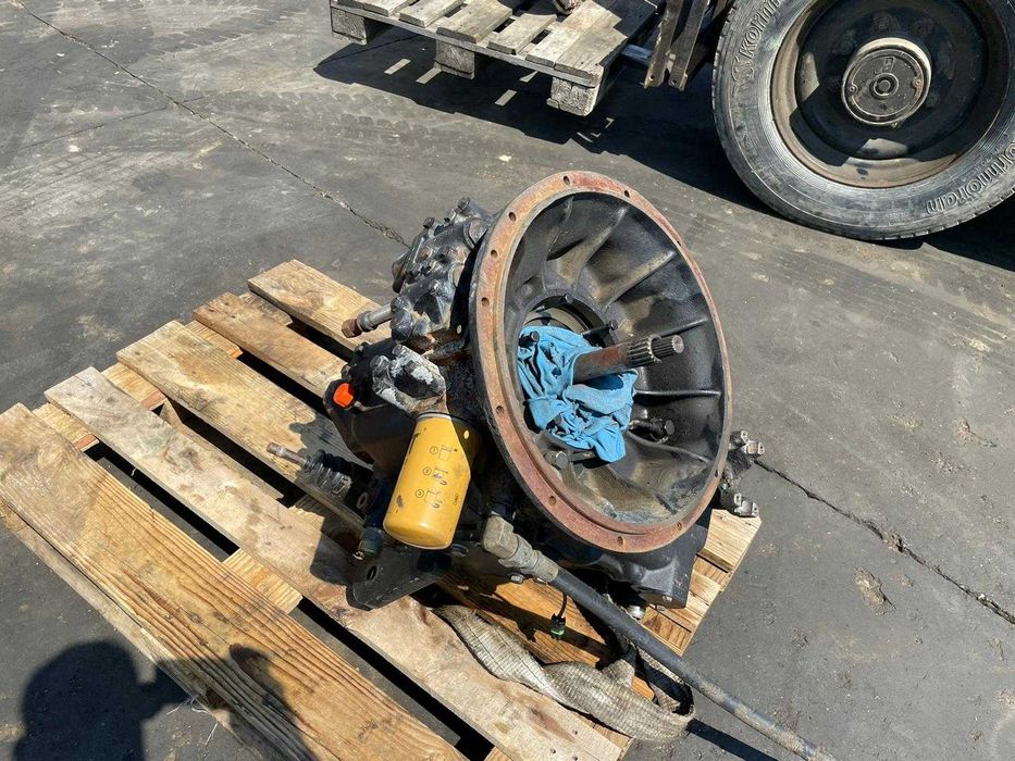 Cutie de viteze Carraro TLB1 pentru buldoexcavator