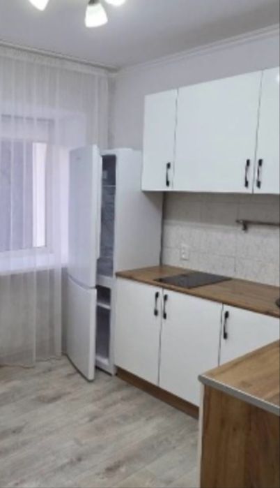 Отличный Холодильник SNOWCAP, No Frost