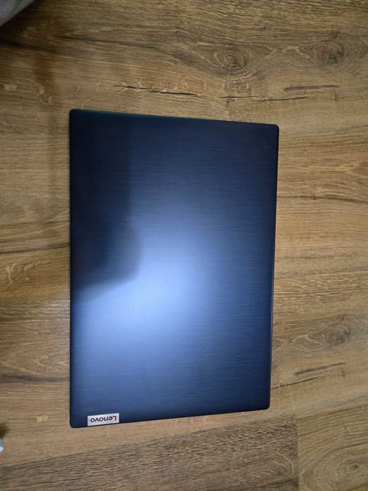 Лаптоп Lenovo ideaPad 3
