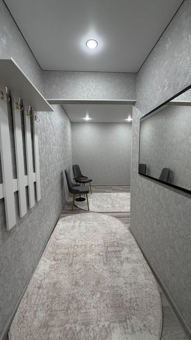 По часам  днём 2500 вечером 3000