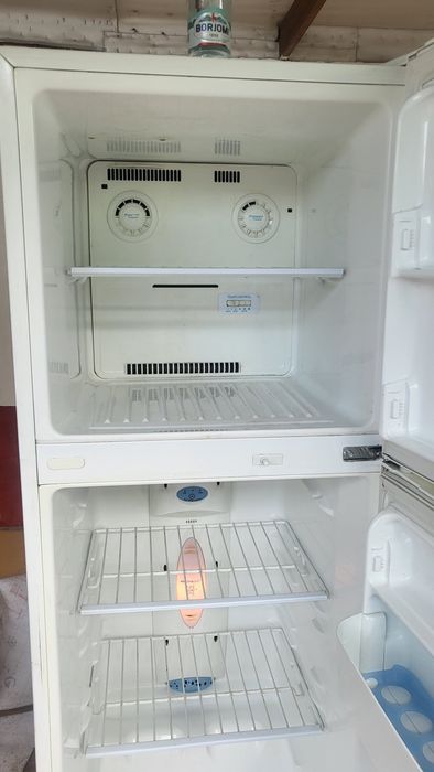 Холодильник сатылады