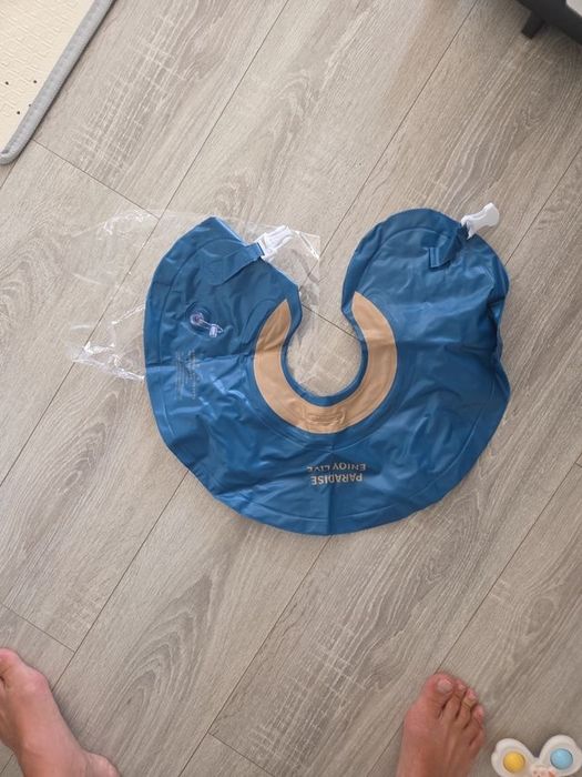 Colac de gât pentru bebe