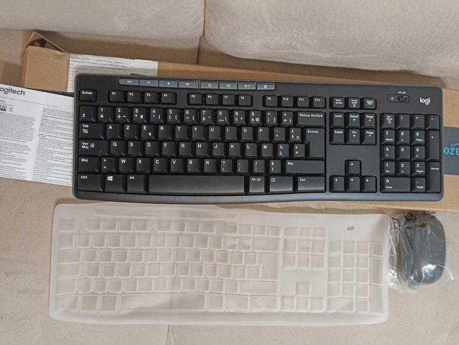 LOGITECH MK270 - нов комплект безжични клавиатура и мишка + ПОДАРЪК