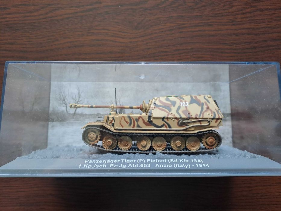 Панцери и бойни машини