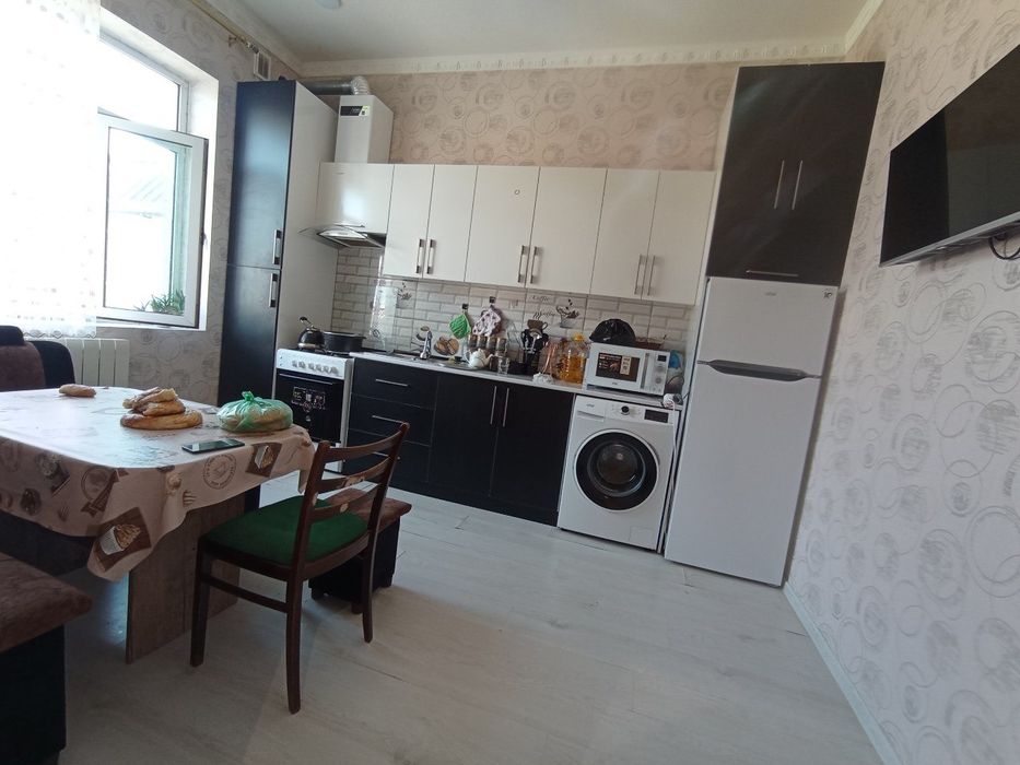 Yengi Toshmi postdan o'tganda Arzon xovli sotiladi.
