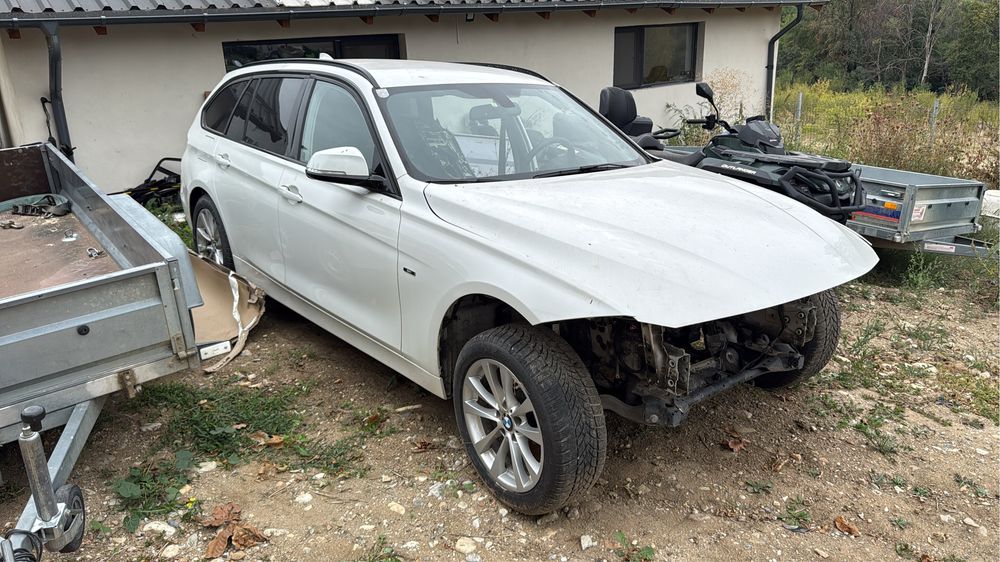 Dezmembrez bmw f31 330xd 258cp