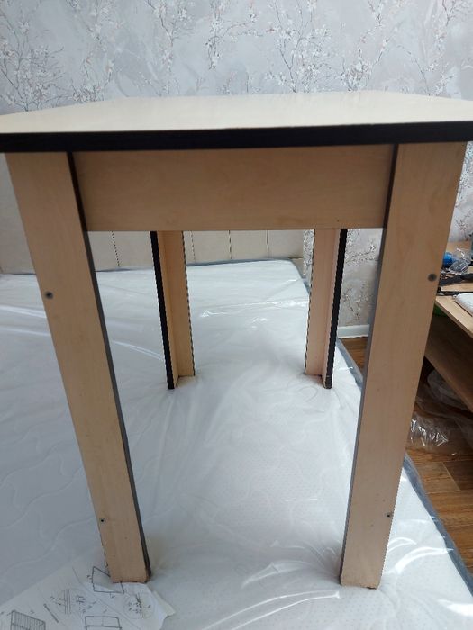 Стол кухонный 60×80
