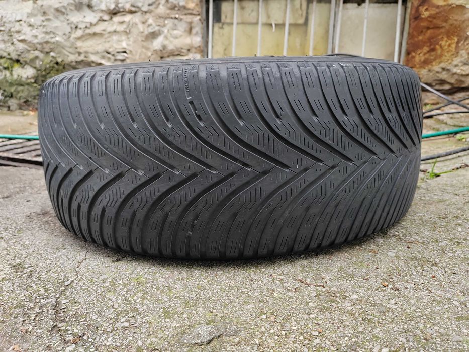 225/50/17 1бр.Michelin Зимна гума