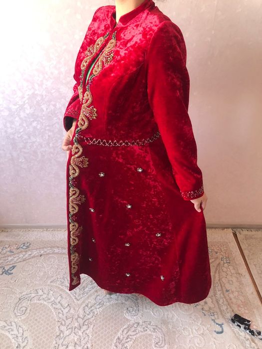 Меруерт Болмановадан тіктірілді бешпет 100мыңға беремін