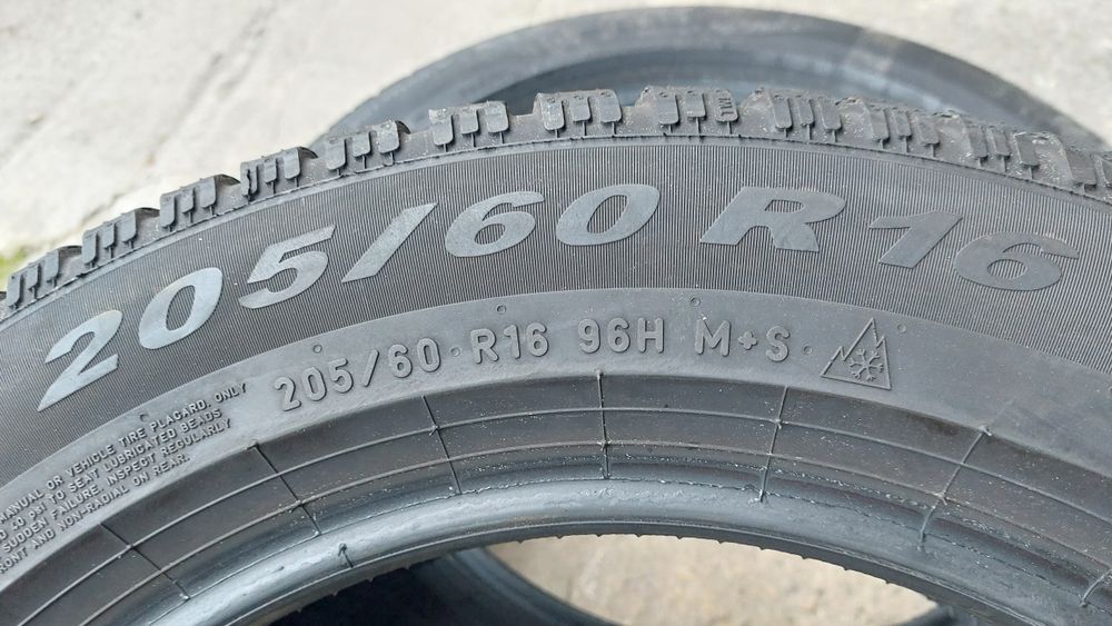 Зимни гуми 205 60 16 Pirelli Winter Cinturato 2 броя