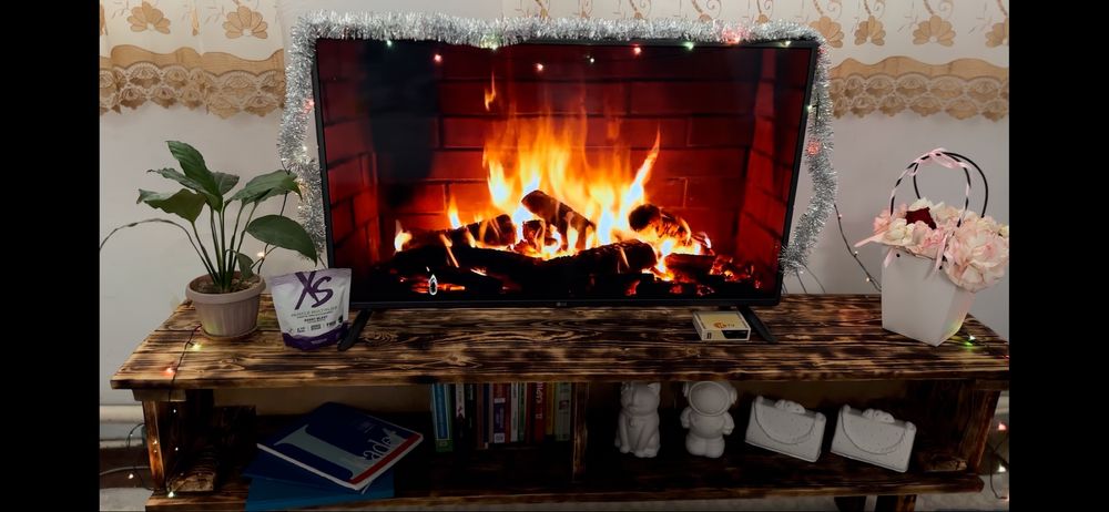 Продам стол для телика