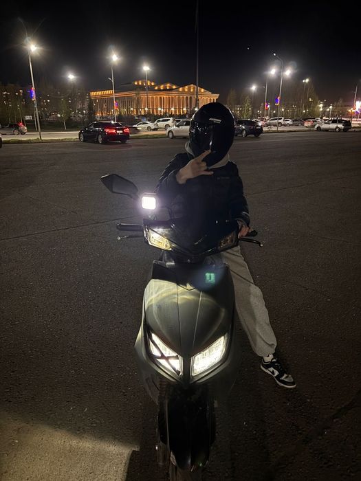 продам скутер м8