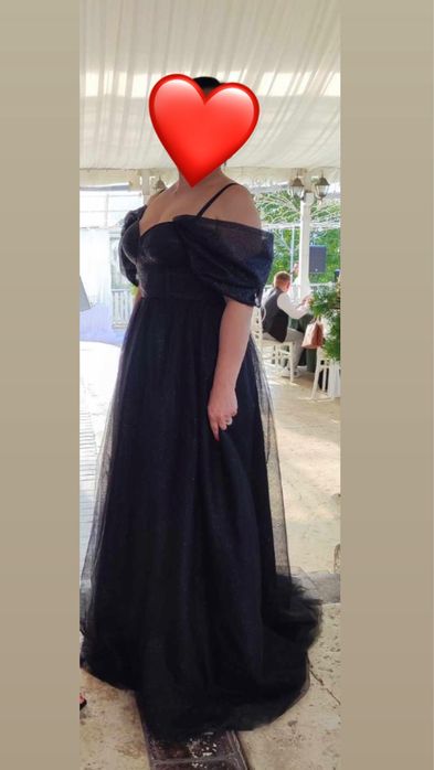 Черна официална рокля