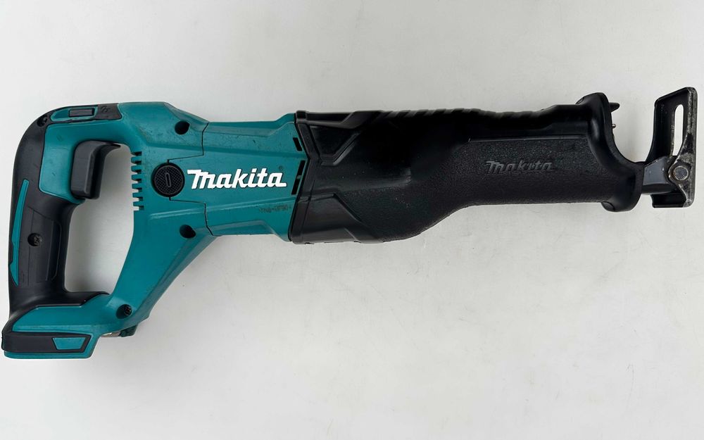 Makita DJR186 - Саблен трион на батерия 18V
