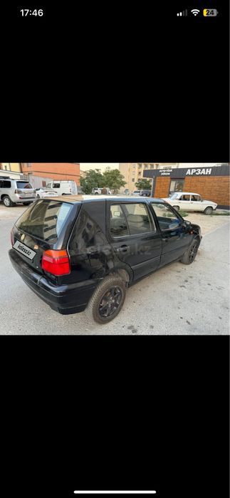 Volkswagen Golf 1.8
